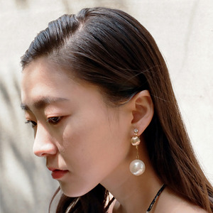 pearl drop earring 