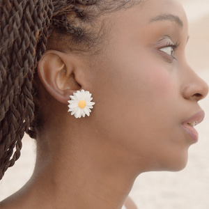 daisy flower earrings